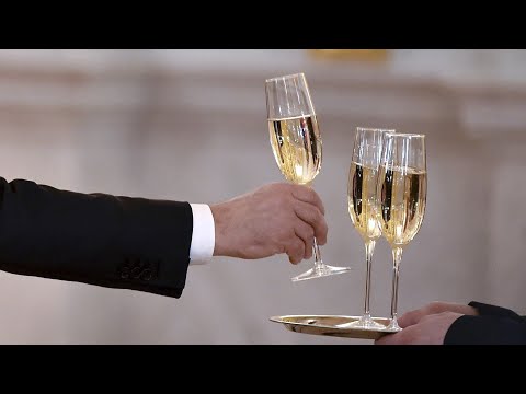 French group fumes over new Russian champagne law